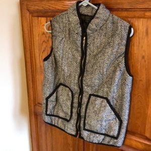 Women’s herringbone vest